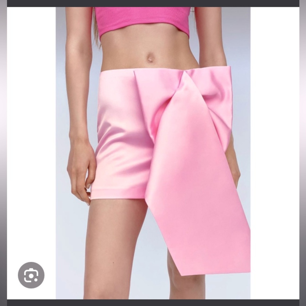 NWT pink satin mini skirt with oversized bow size XS